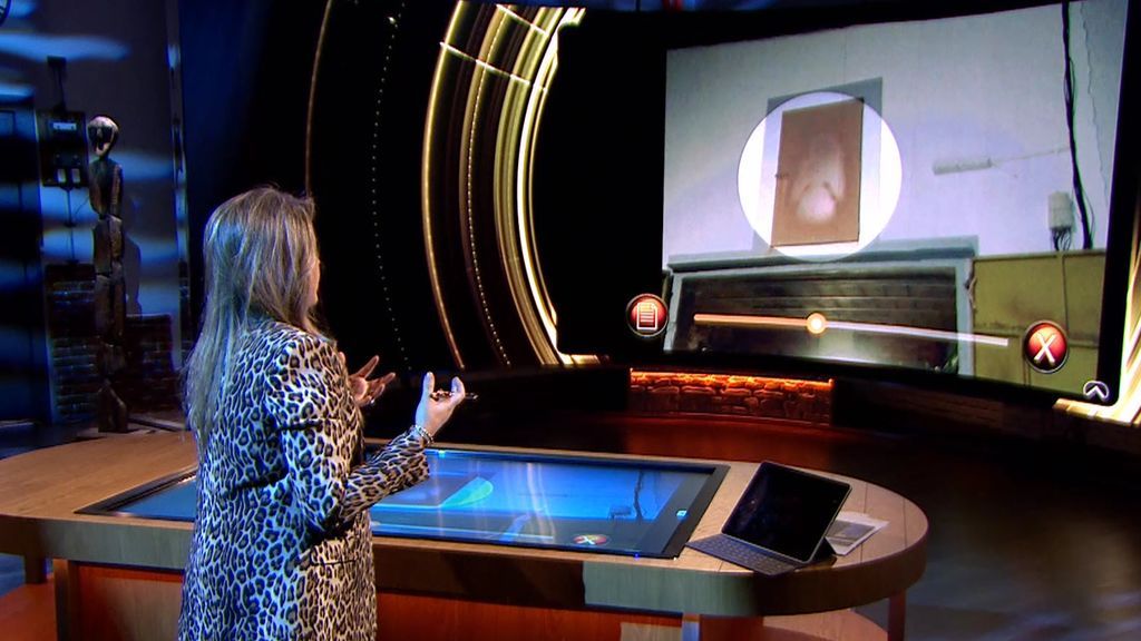 Encuentran en la ventana de un viejo silo una extraña figura blanca con forma angelical