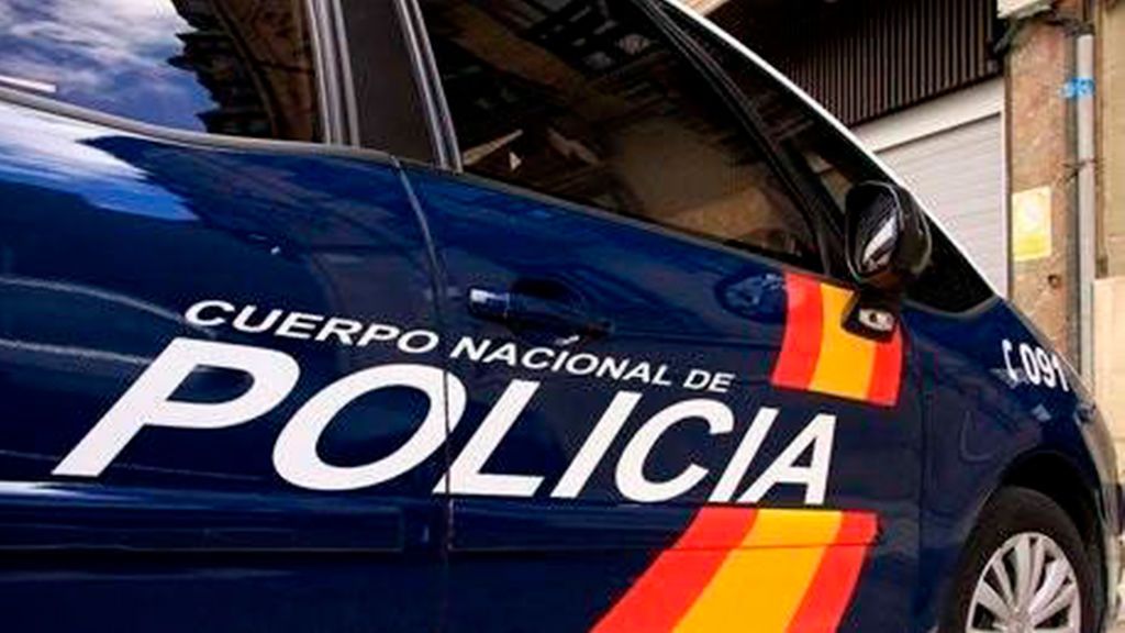Detenido por masturbarse frente a unos menores en un parque de Valencia Detenido por masturbarse frente a unos menores en un parque de Valencia