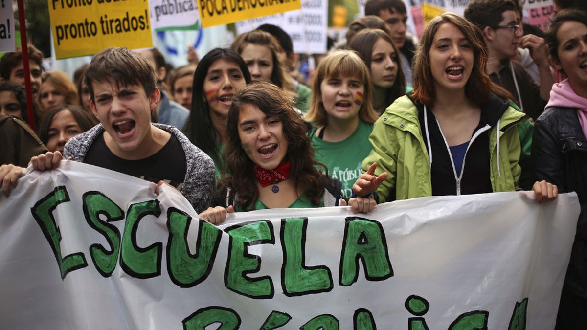 Los populismos y la educación, Google como sustituto del maestro y los problemas de la escuela española