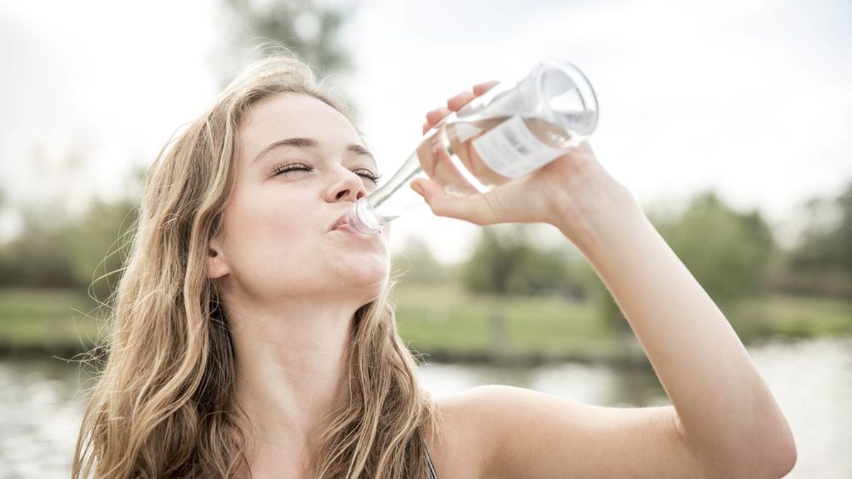 "Me cuesta mucho": cómo engañarse para beber más agua en invierno