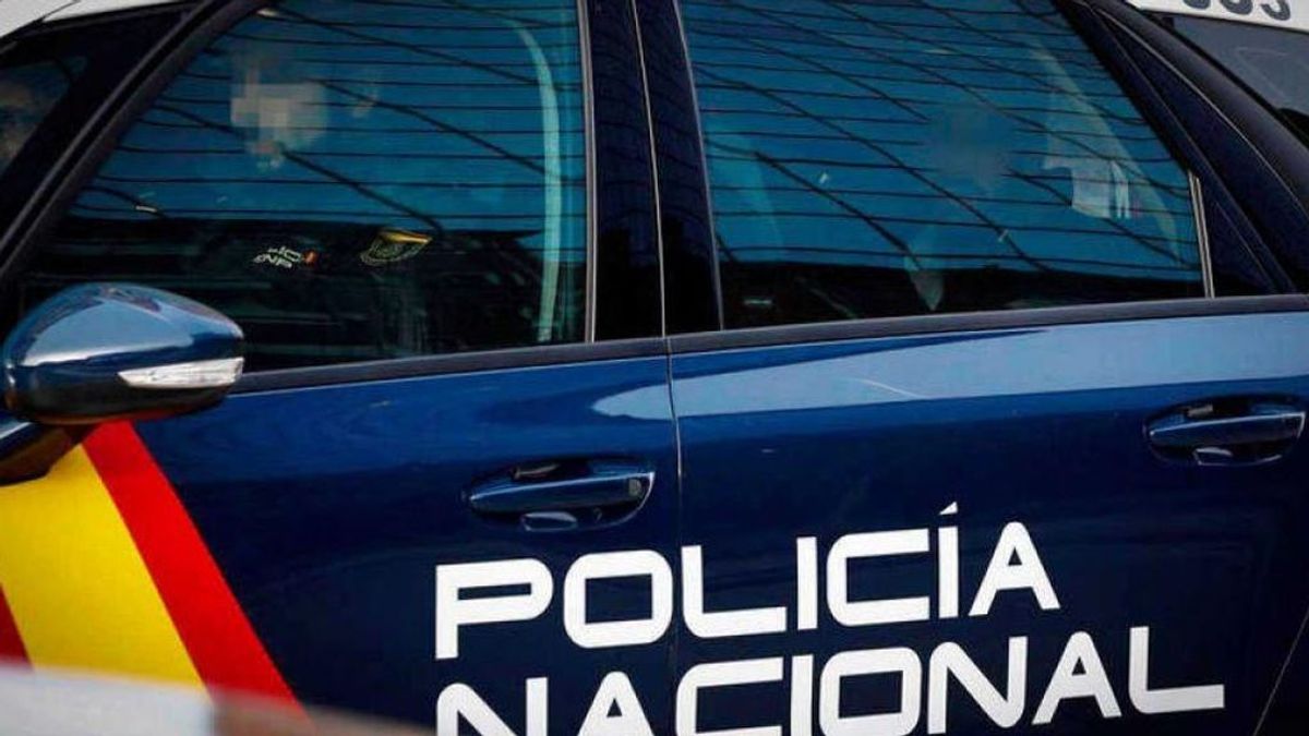 Una mujer es acuchillada por su marido en plena calle en La Latina, Madrid