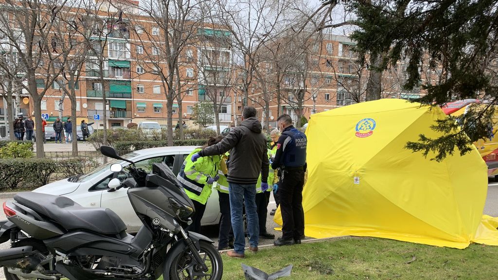 Un motorista muere en Carabanchel tras impactar contra varios vehículos Un motorista muere en Carabanchel tras impactar contra varios vehículos