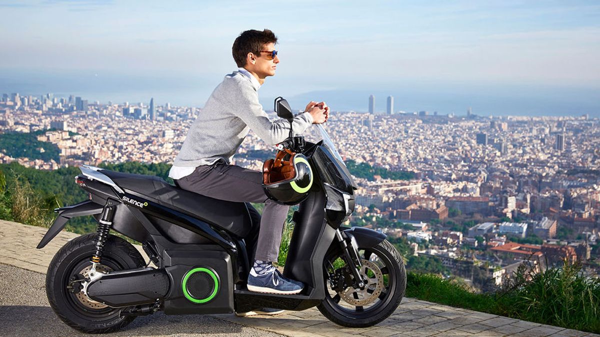 Acciona, interesada en hacerse con la' startup' catalana de motos eléctricas Silence Acciona, interesada en hacerse con la' startup' catalana de motos eléctricas Silence