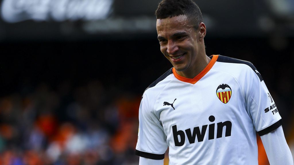 Rodrigo da el OK al Barça y los culés piden su cesión con opción de compra al Valencia Rodrigo da el OK al Barça y los culés piden su cesión con opción de compra al Valencia