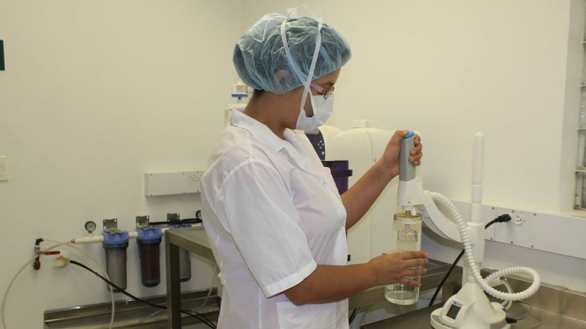 Un laboratorio gallego trabaja para crear un test rápido para detectar enfermedades infecciosas como la tuberculosis o la neumonía