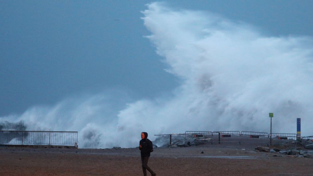 Récord histórico: se registra por primera vez una ola de 14 metros en el Mediterráneo