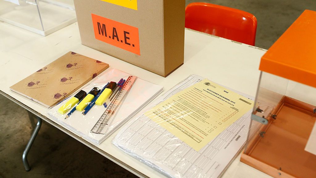 El Tribunal de Cuentas certifica que siete de cada 10 votantes en el exterior no recupera el dinero que pagó para votar El Tribunal de Cuentas certifica que siete de cada 10 votantes en el exterior no recupera el dinero que pagó para votar