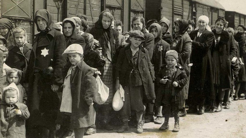 El álbum de Auschwitz: la llegada al campo 4