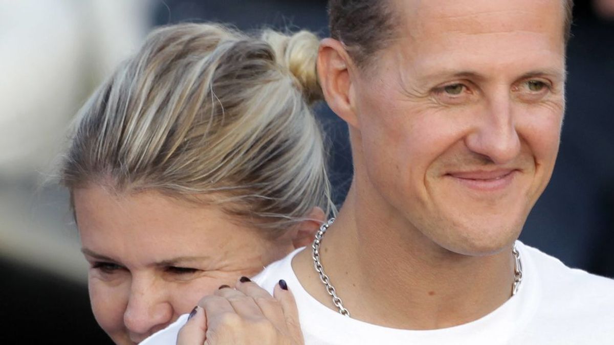 Corinna, la mujer de Michael Schumacher, denuncia el robo de fotografías del piloto alemán postrado en la cama