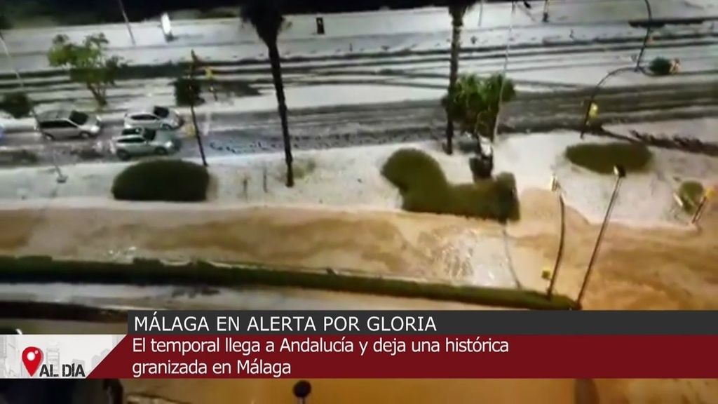 Lo nunca visto: Málaga, cubierta por un manto blanco de granizo