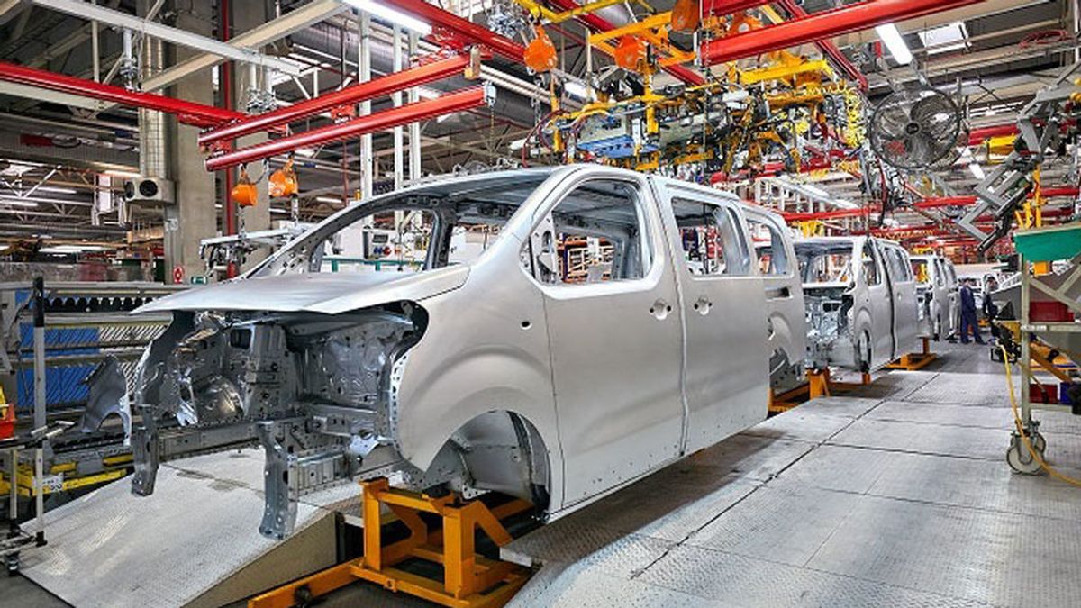 La producción de vehículos en España alcanza los 2,82 millones de unidades en 2019, un 0,1% más que un año antes La producción de vehículos en España alcanza los 2,82 millones de unidades en 2019, un 0,1% más que un año antes