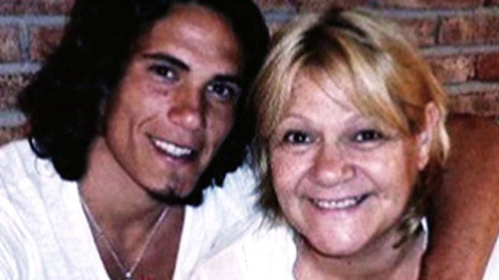 Entrevista con la madre de Cavani