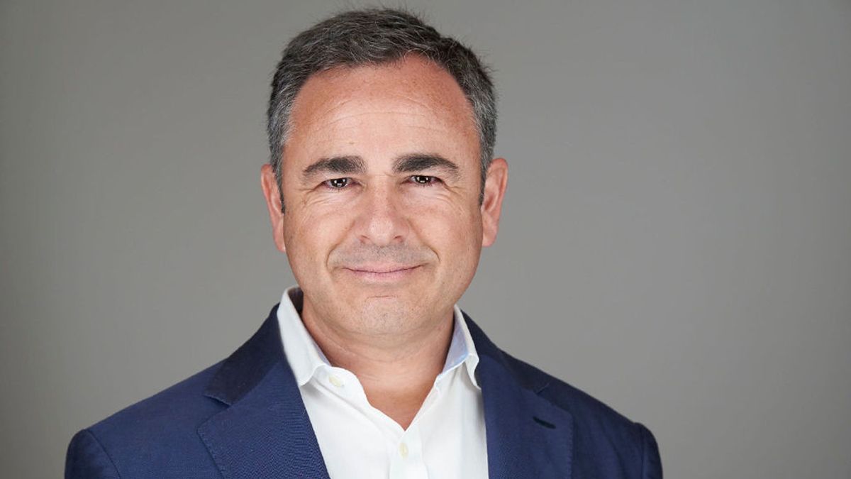 Luis Gallardo, experto en felicidad: "Ser feliz es fácil y gratis. Solo hay que elegirlo" Luis Gallardo, experto en felicidad: "Ser feliz es fácil y gratis. Solo hay que elegirlo"