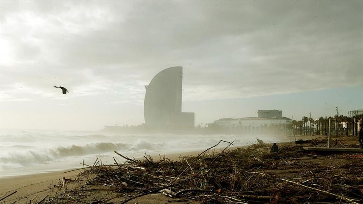 Minuto a minuto de la borrasca Gloria: Barcelona pedirá la declaración de zona catastrófica
