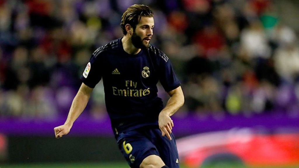El Real Madrid, nuevo líder de la Liga tras ganar al Valladolid (0-1) El Real Madrid, nuevo líder de la Liga tras ganar al Valladolid (0-1)