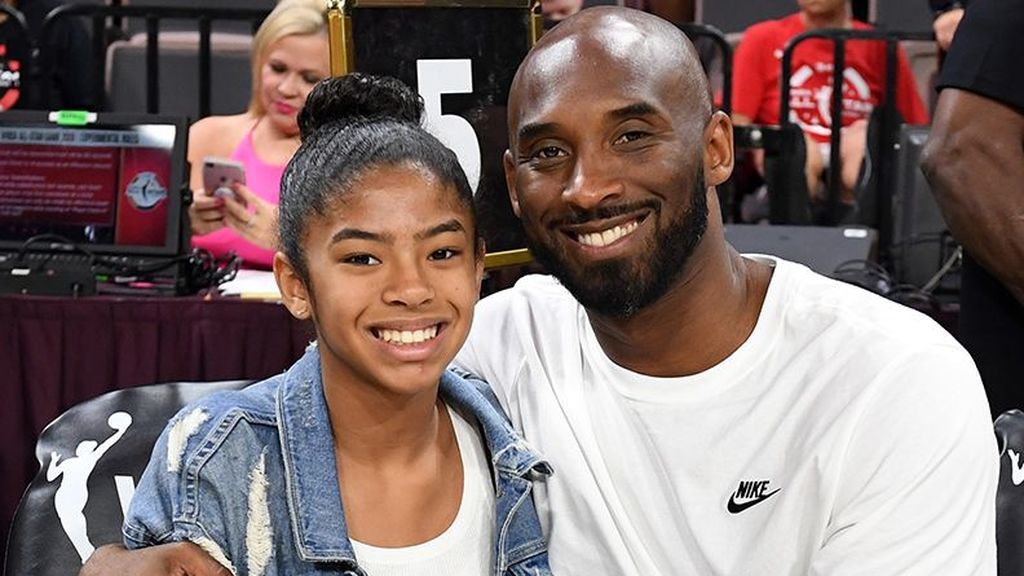 Gianna, hija de Kobe Bryant y también jugadora de baloncesto, ha muerto en el accidente de helicóptero