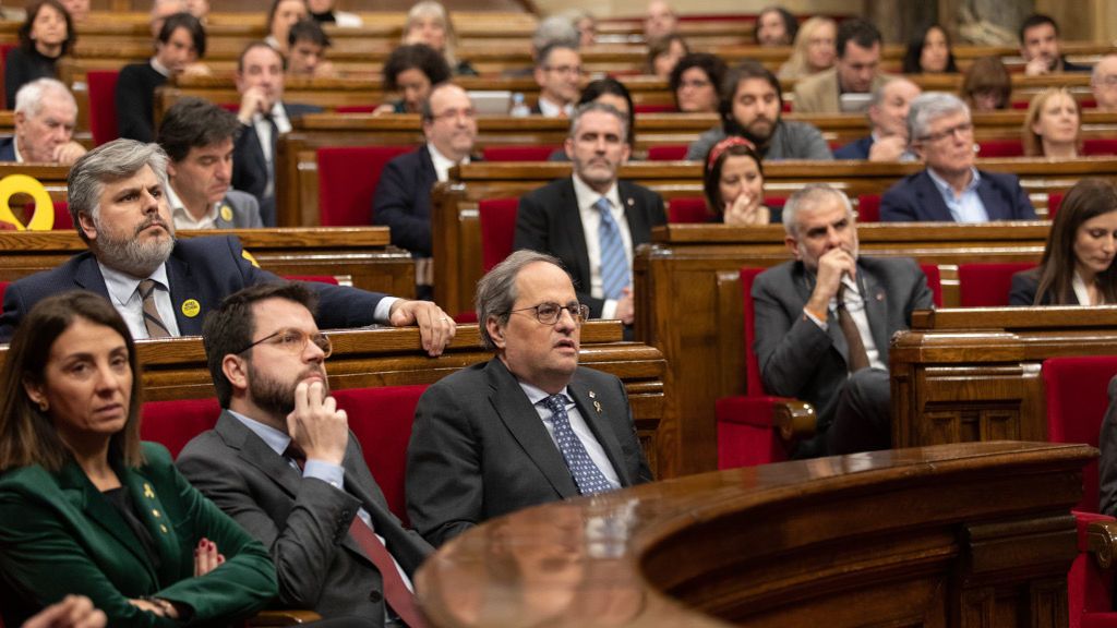 El Parlament rechaza por primera vez sus propios presupuestos El Parlament rechaza por primera vez sus propios presupuestos
