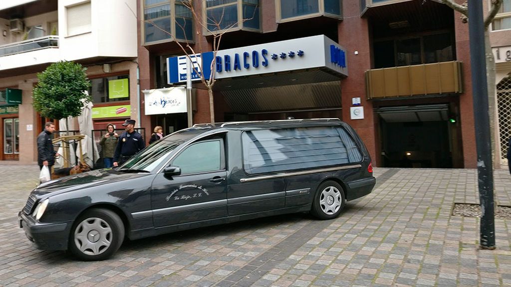 Detenida la madre de la niña de cinco años que ha aparecido muerta en un hotel de Logroño Detenida la madre de la niña de cinco años que ha aparecido muerta en un hotel de Logroño