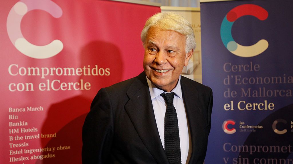 Felipe González cree que vicepresidenta venezolana Delcy Rodríguez debería haber sido deportada: "No debía haber pasado por aquí" Felipe González cree que vicepresidenta venezolana Delcy Rodríguez debería haber sido deportada: "No debía haber pasado por aquí"