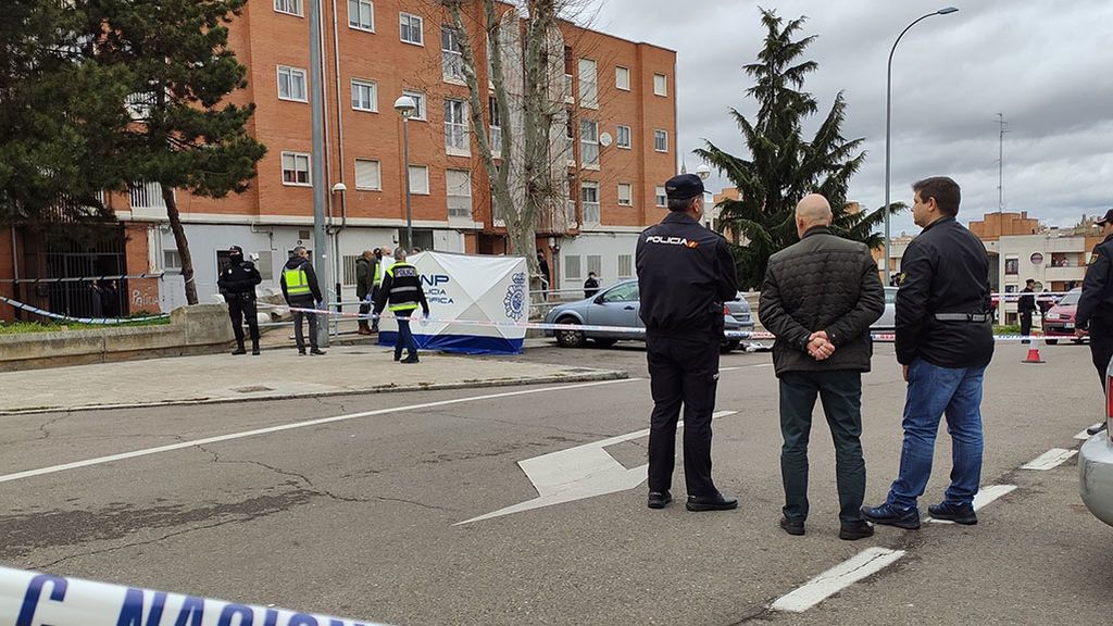 Fallece un joven de 27 años en Salamanca tras ser tiroteado cuando se encontraba con su hija Fallece un joven de 27 años en Salamanca tras ser tiroteado cuando se encontraba con su hija