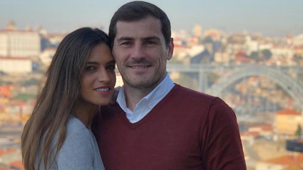 Con vistas al mar y sofás de terciopelo: la decoración de la casa de Sara Carbonero e Iker Casillas en Oporto