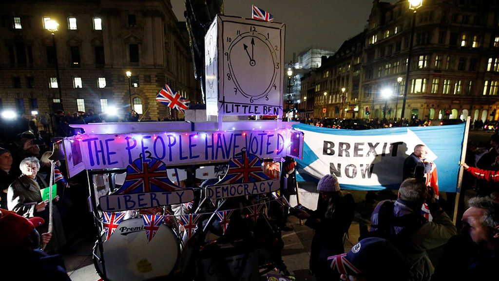 En directo: los británicos salen a la calle por el Brexit En directo: los británicos salen a la calle por el Brexit