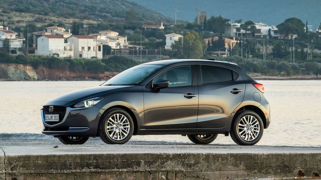 Mazda2 Family