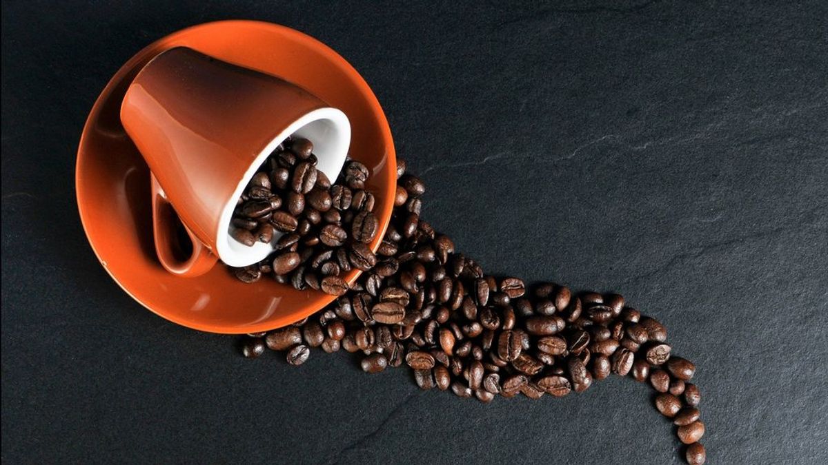 Consumir más de una taza de café al día reduce el riesgo de sufrir cáncer de mama tras la menopausia