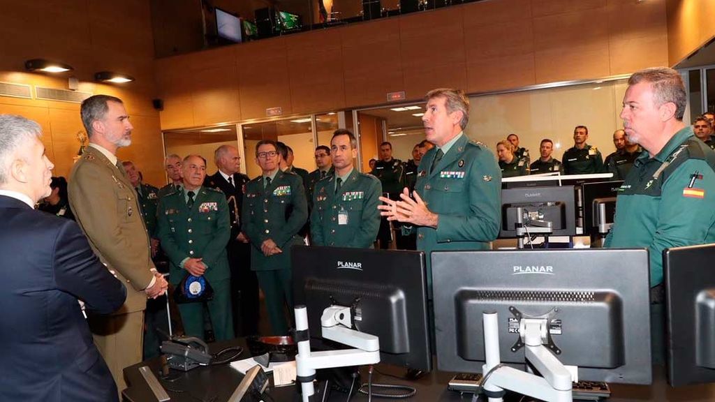 Guardias civiles denuncian "turnos maratonianos" en la Casa del Rey Guardias civiles denuncian "turnos maratonianos" en la Casa del Rey
