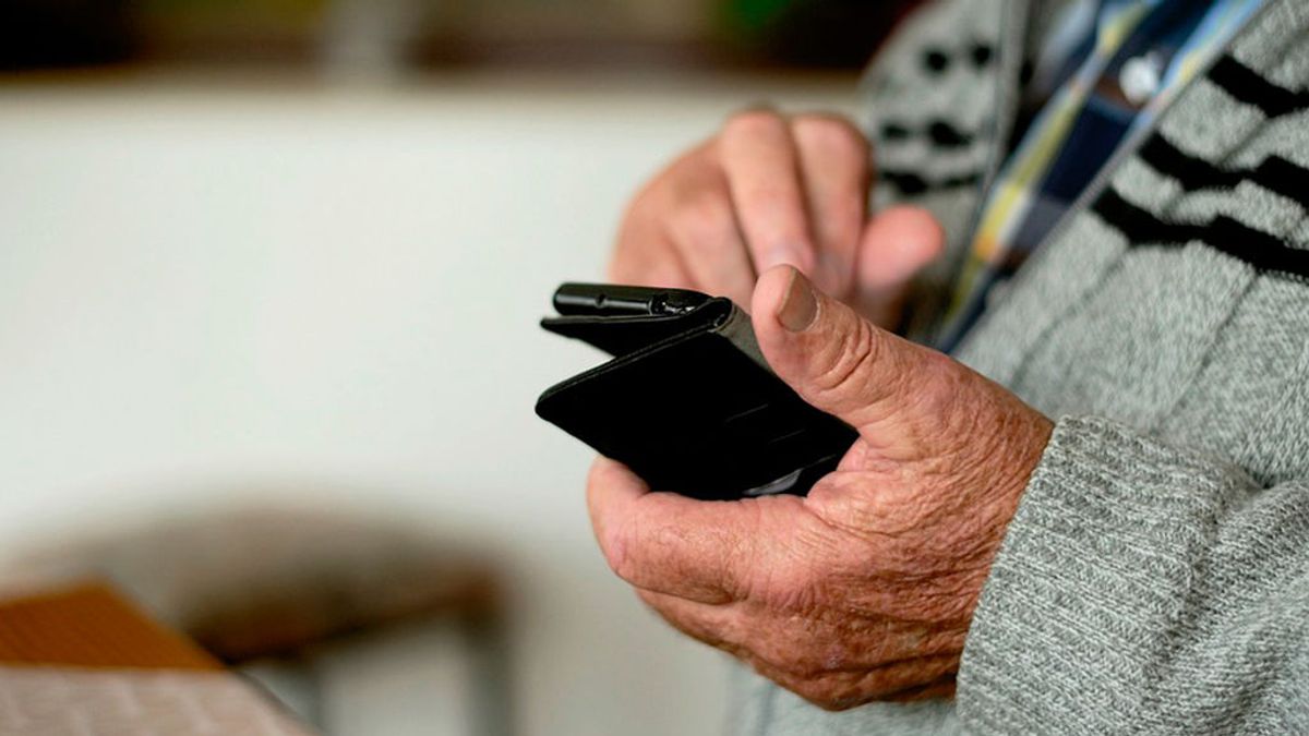 Se juzga a una trabajadora social de un psiquiátrico por falsificar el DNI de un paciente y cobrar su pensión 33 años Se juzga a una trabajadora social de un psiquiátrico por falsificar el DNI de un paciente y cobrar su pensión 33 años