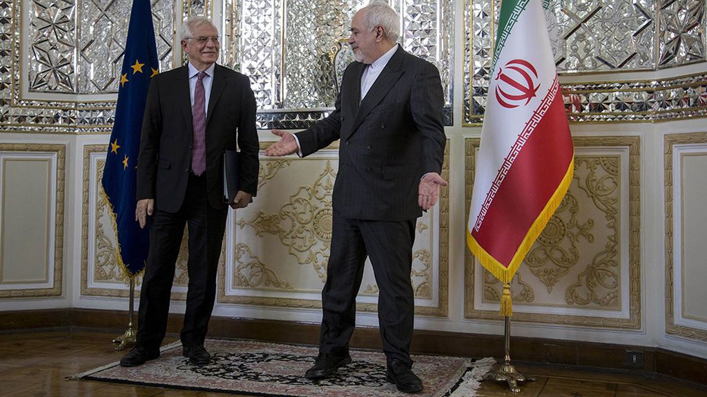Borrell intenta mantener a Irán lejos del arma nuclear Borrell intenta mantener a Irán lejos del arma nuclear