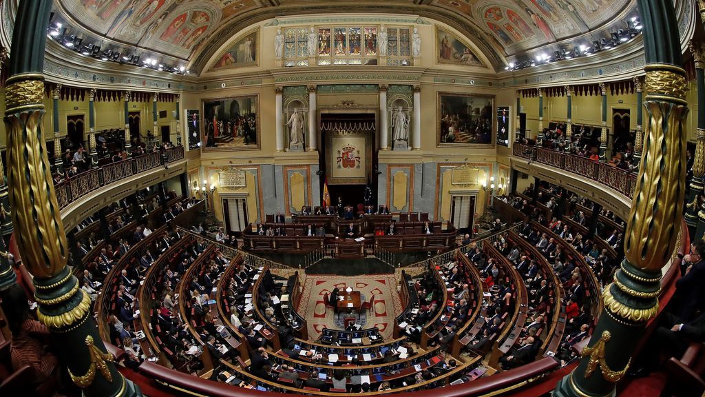 La Mesa del Congreso aprueba hoy subir el sueldo de los diputados un 2%, igual que los funcionarios La Mesa del Congreso aprueba hoy subir el sueldo de los diputados un 2%, igual que los funcionarios