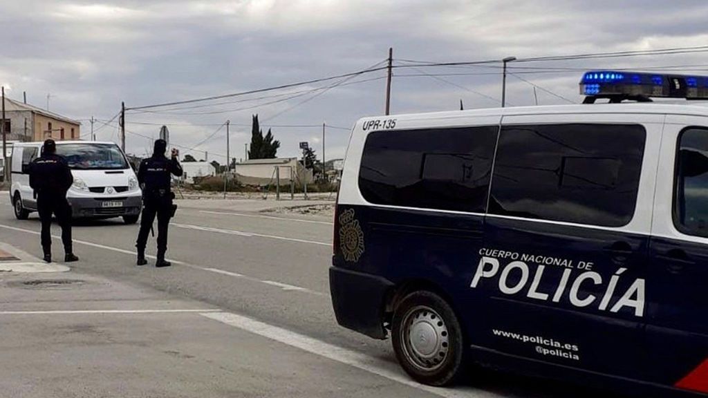 Detenido El Churrita, un joven alucinero con 30 antecedentes, tras intentar huir de la Policía y herir a varios agentes Detenido El Churrita, un joven alucinero con 30 antecedentes, tras intentar huir de la Policía y herir a varios agentes