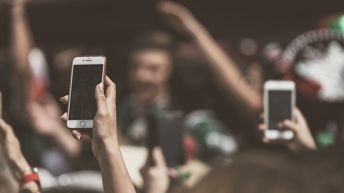 Por qué nos cuesta tanto ordenar y borrar las fotos del móvil Por qué nos cuesta tanto ordenar y borrar las fotos del móvil