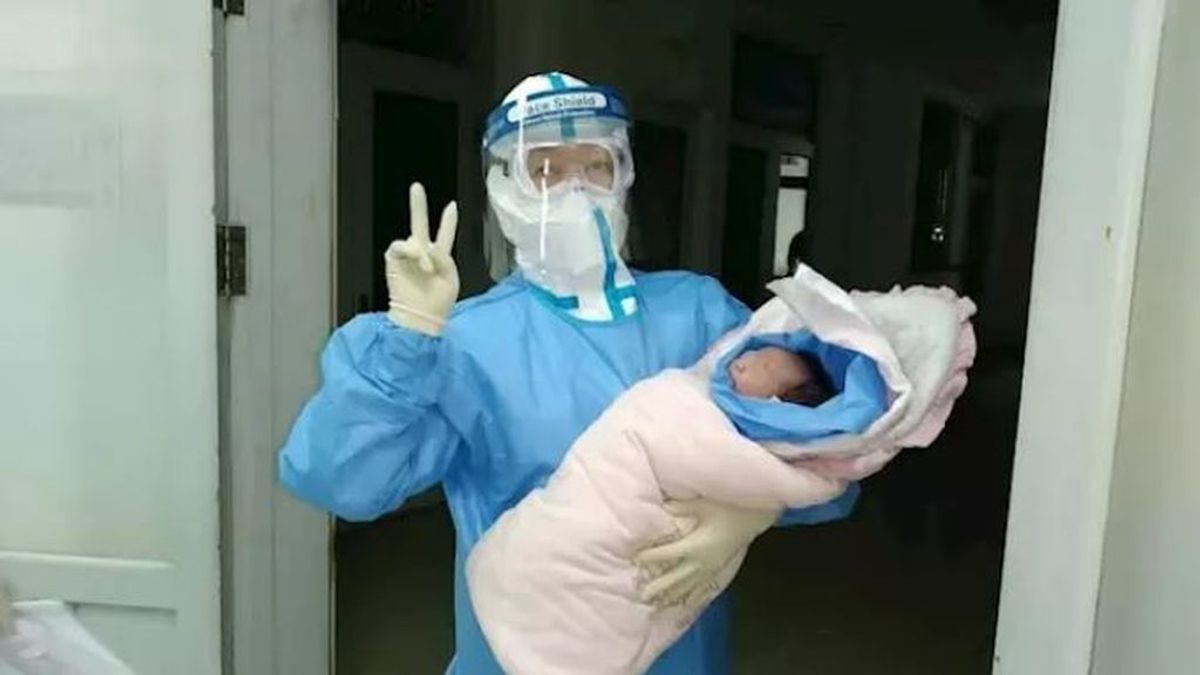 Confirman el primer caso de un recién nacido infectado con el coronavirus en la ciudad china de Wuhan