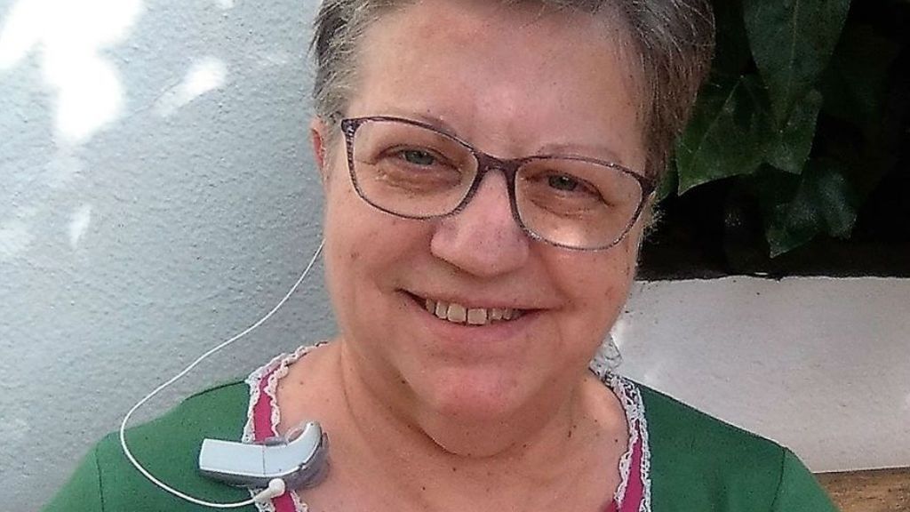 María José, enferma de Ménière: “Hay que inventarse una vida diferente de la que uno tenía, porque todo cambia” María José, enferma de Ménière: “Hay que inventarse una vida diferente de la que uno tenía, porque todo cambia”