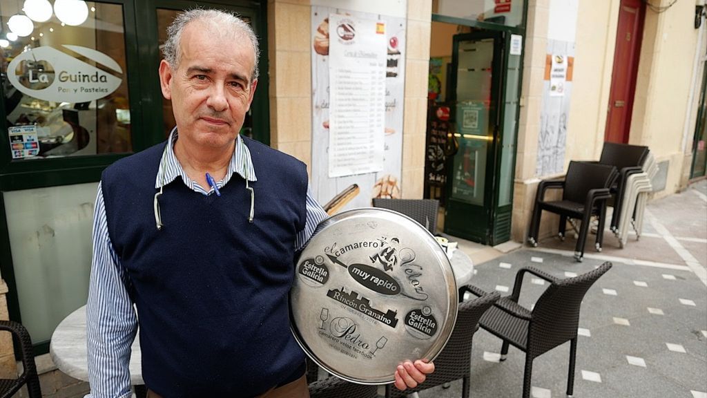 Pedro y su bandeja personalizada