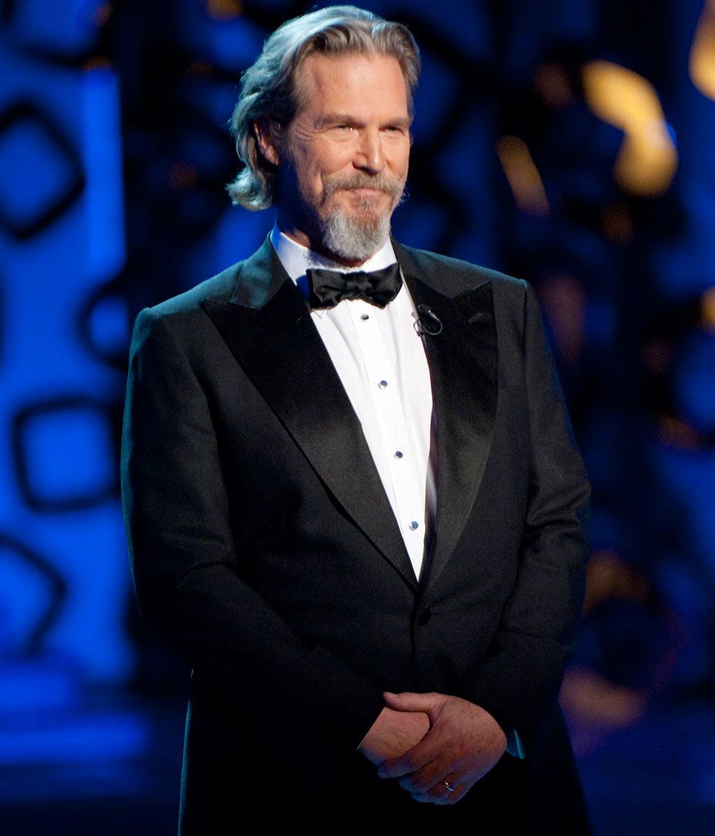 A los Oscar, con esmoquin