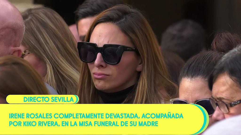 Irene Rosales y su familia, arropados por los suyos en la misa funeral de su madre