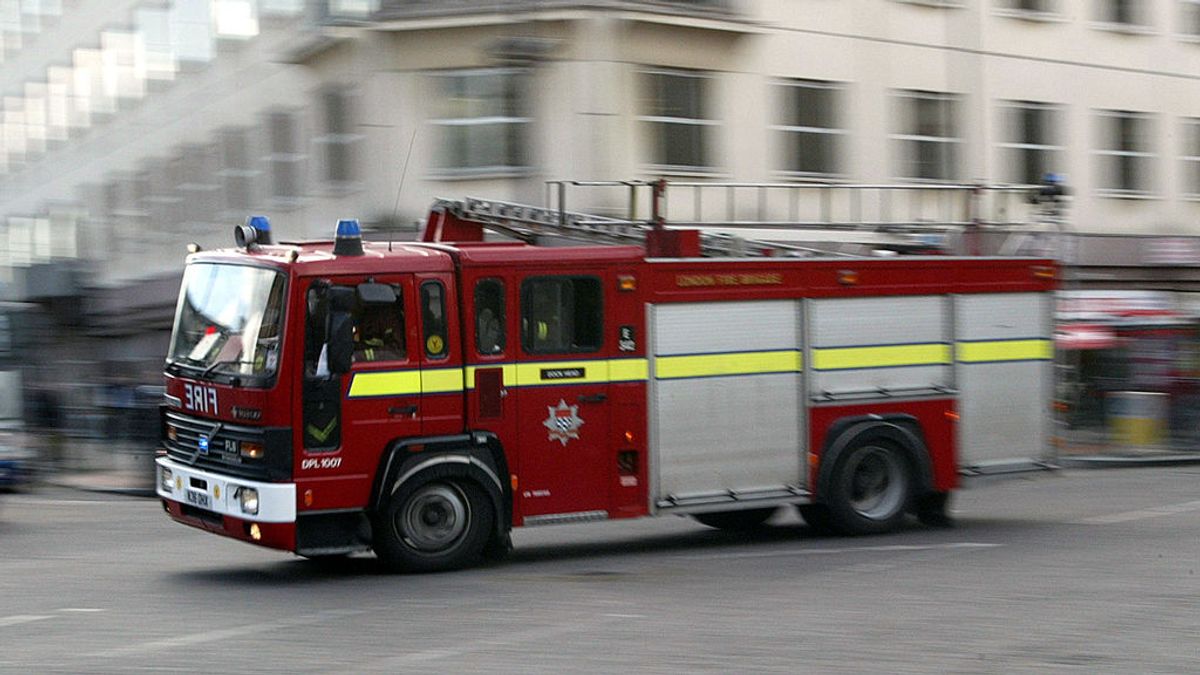 Explosión en un aparcamiento de varias plantas bajo un edificio de oficinas en el sureste de Londres
