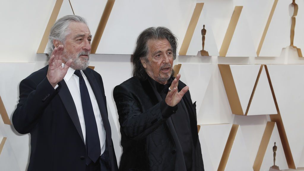 Robert de Niro y Al Pacino posan en la alfombra roja de los Premios Óscar 2020
