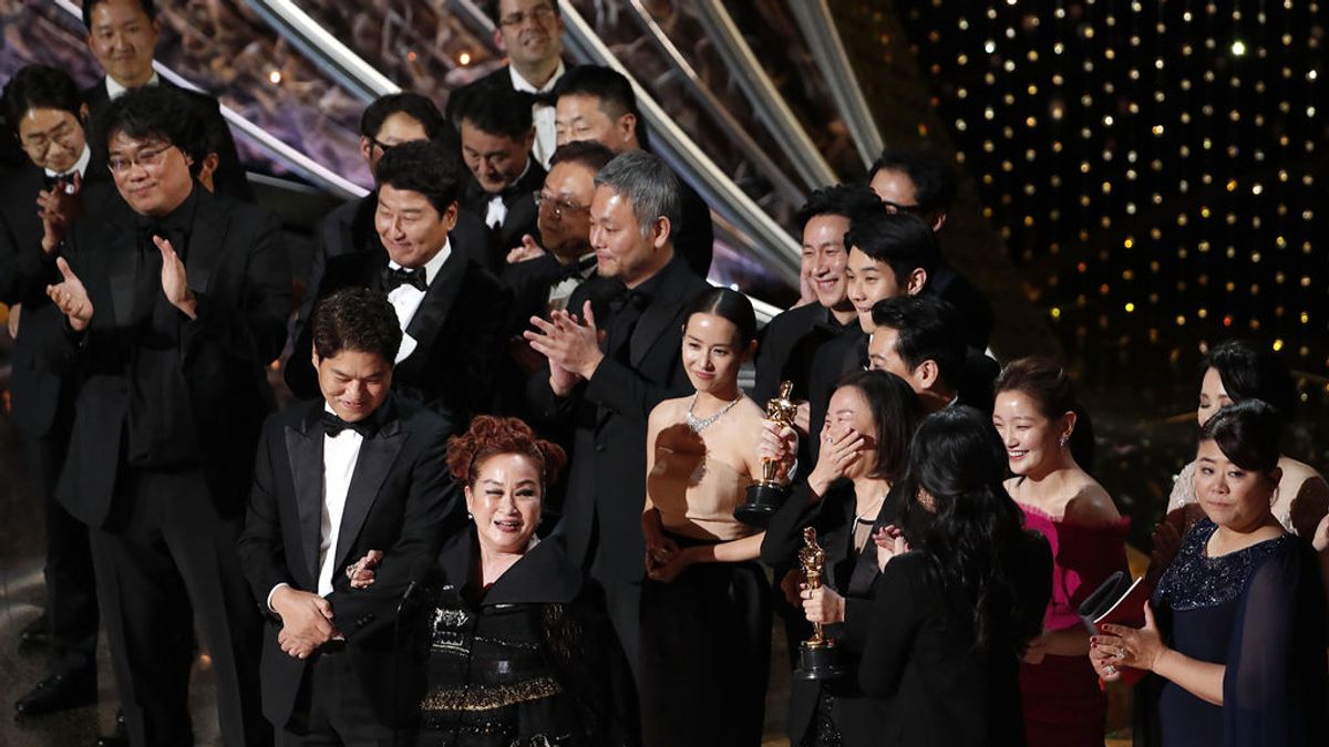 'Parásitos' da la sorpresa y consigue el Óscar a Mejor Película