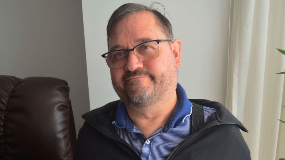 Jesús, enfermo de ELA, sobre la eutanasia: “Quiero una ley por si llega un momento en el que no pueda aguantar” Jesús, enfermo de ELA, sobre la eutanasia: “Quiero una ley por si llega un momento en el que no pueda aguantar”