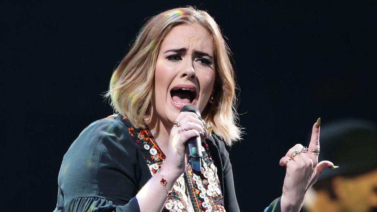 Una fan se encuentra con Adele y no la reconoce por su pérdida de peso: "No sabía que era ella"