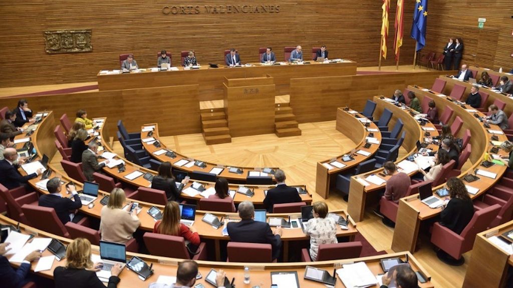 Las Cortes Valencianas investiga los gastos “sospechosos” de kilometraje de los diputados Las Cortes Valencianas investiga los gastos “sospechosos” de kilometraje de los diputados