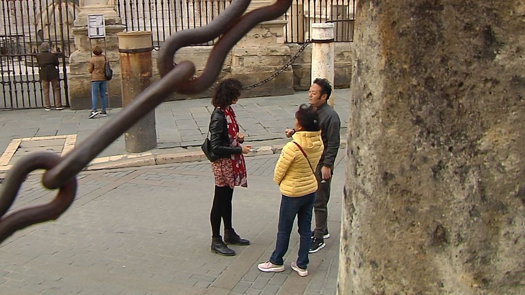 Coronavirus versus turismo: “Tengo compañeros que me han dicho que como esto no remonte en un mes, tendrán que cerrar”, Clara Leal, guía oficial de chino