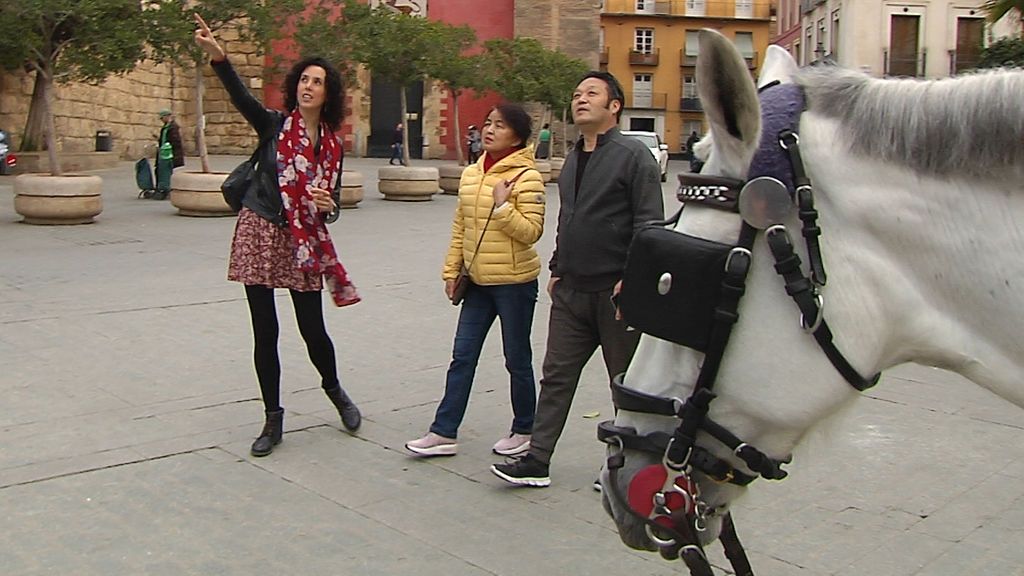 Coronavirus versus turismo: “Tengo compañeros que me han dicho que como esto no remonte en un mes, tendrán que cerrar”, Clara Leal, guía oficial de chino