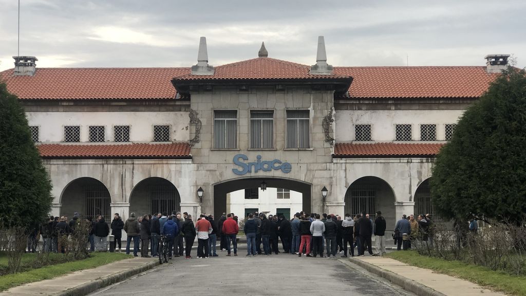 La química Sniace cesa su actividad ante la falta de capital para saldar pagos La química Sniace cesa su actividad ante la falta de capital para saldar pagos