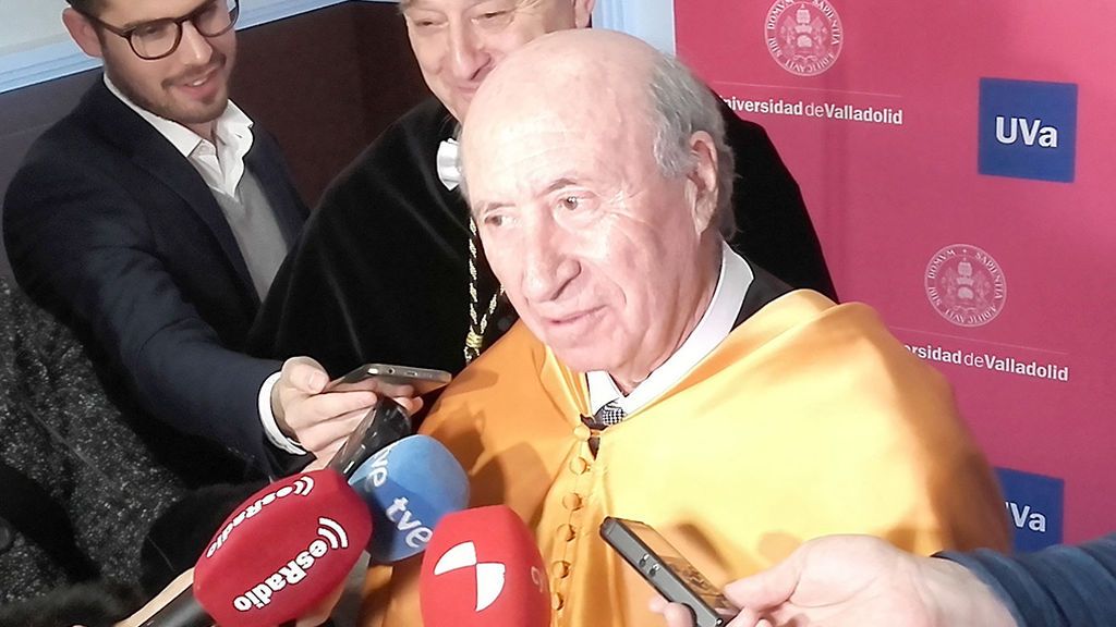 Peridis gana el Premio Primavera de Novela por una obra ambientada en la Guerra Civil Peridis gana el Premio Primavera de Novela por una obra ambientada en la Guerra Civil