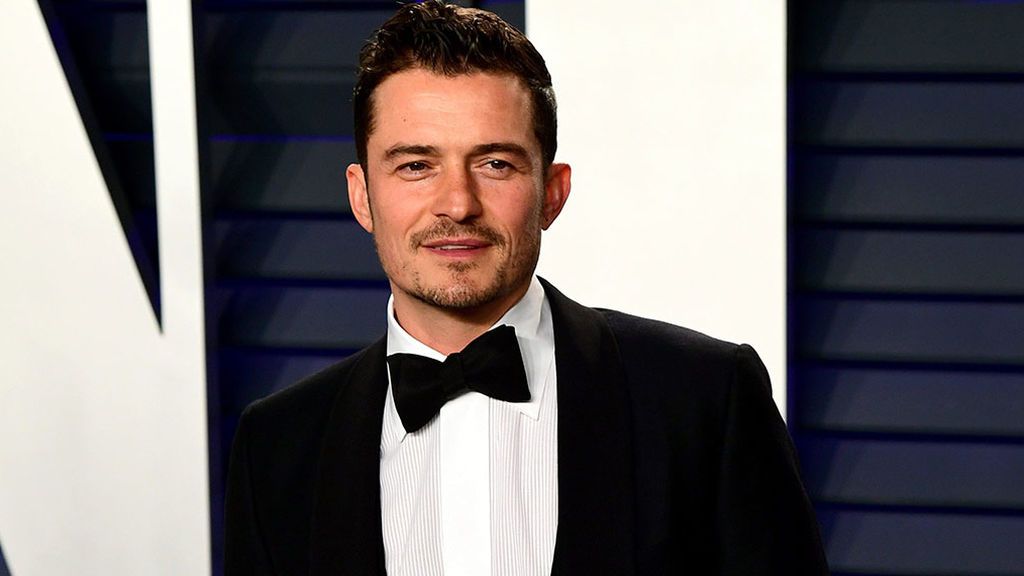 El error de Orlando Bloom al tatuarse el nombre de su hijo, Flynn El error de Orlando Bloom al tatuarse el nombre de su hijo, Flynn